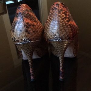 Gucci Shoes - Gucci snakeskin pumps Gucci Shoes - Gucci snakeskin pumps